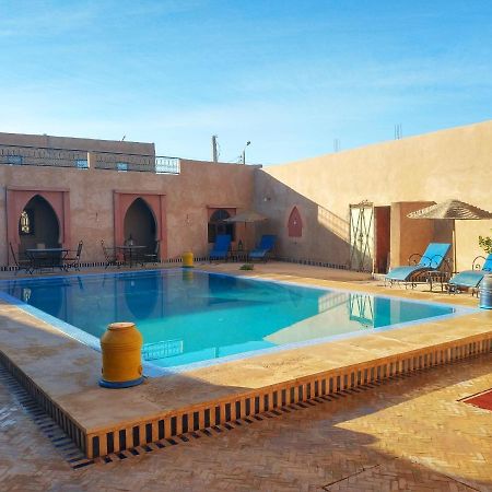 Auberge La Source Мерцуга Екстериор снимка