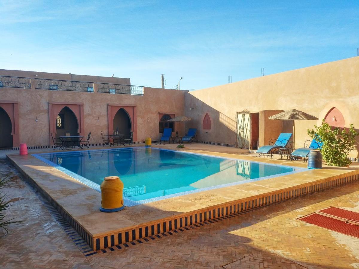 Auberge La Source Мерцуга Екстериор снимка